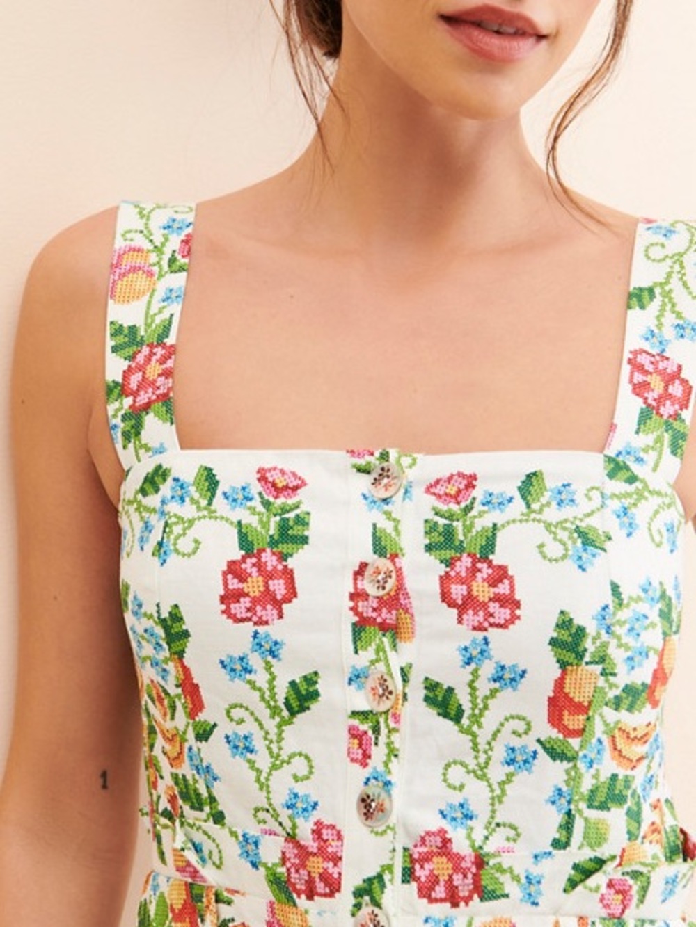 FARM Rio Tropical Romance Floral Belted Romper Size S - Picture 7 of 11